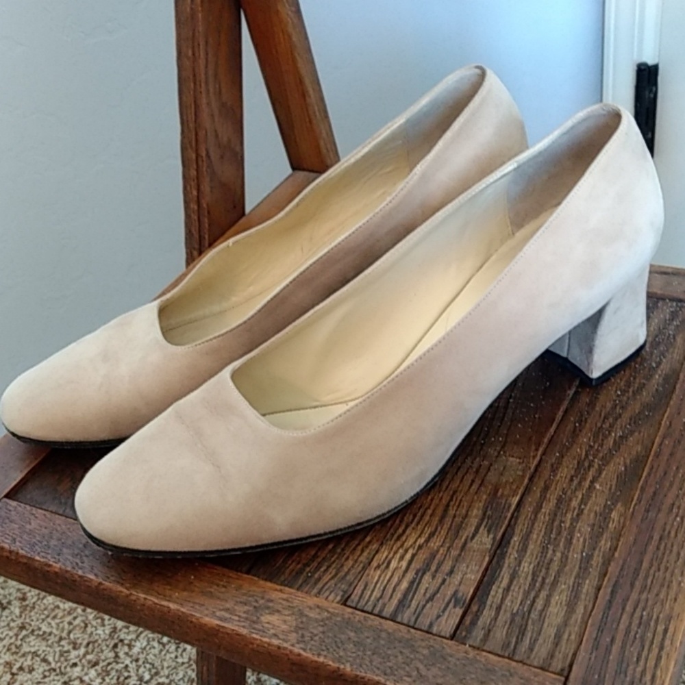 Women's Size 12 Nude Suede Heel